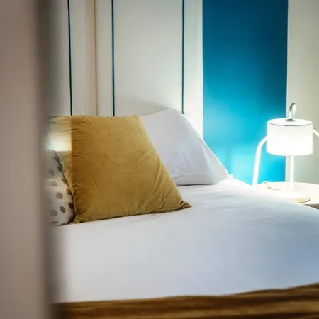 Apartment Blue Mood - By Myhomeincomo Cernobbio