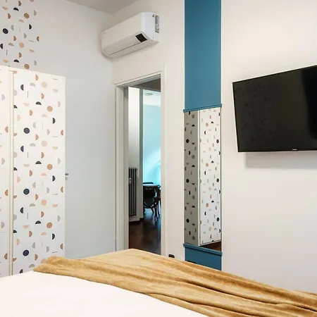 Appartement Blue Mood - By Myhomeincomo *